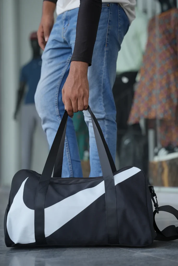 TRAVEL BAG